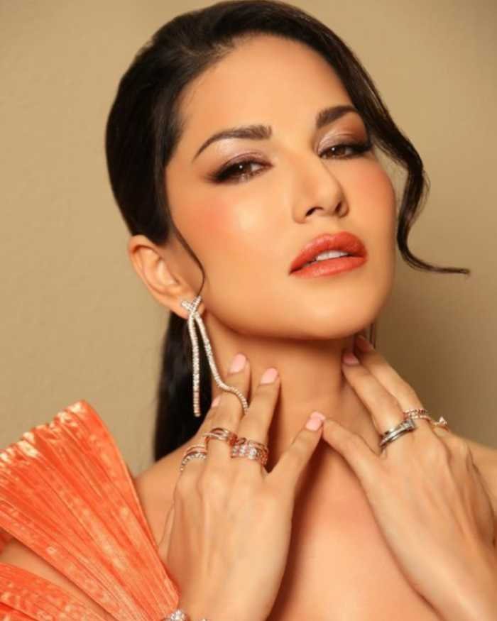 sunny leone 9